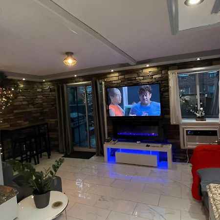 Brooklyn Luxury Spring Retreat With Private Outdoor Space New York Exteriör bild
