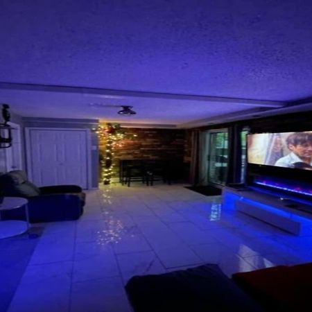 Brooklyn Luxury Spring Retreat With Private Outdoor Space New York Exteriör bild
